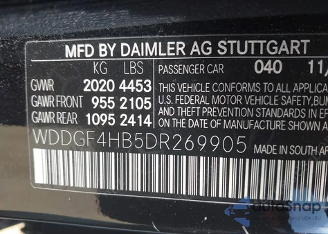 2013 Mercedes-Benz C 250 Sport z USA, uszkodzony, nr VIN WDDGF4HB5DR269905